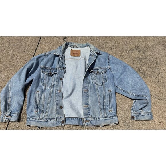 VTG Levi Denim Jacket Mens FITS LG  USA Retro Western Trucker Coat Red Label Med - Picture 1 of 4